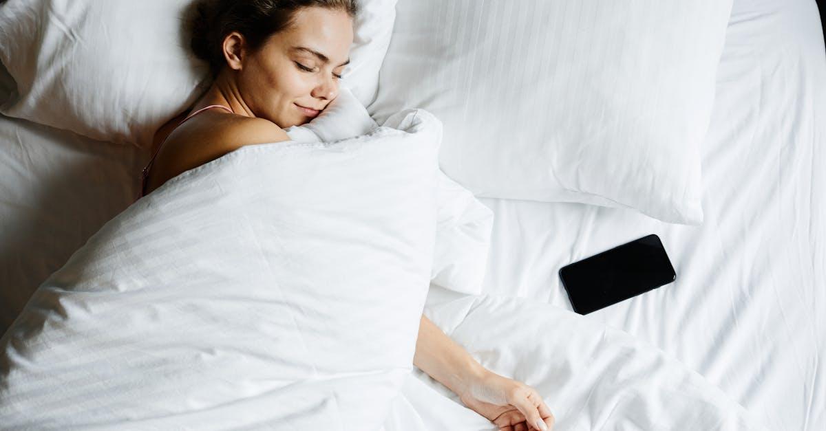 Śpij głęboko, budź się lekko: naturalne sposoby na naprawdę dobry sen