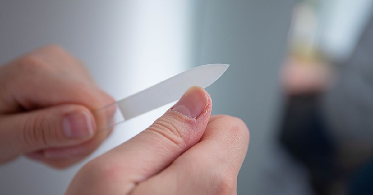 Mocne jak diament: nawyki i pielęgnacja, dzięki którym paznokcie przestaną się łamać