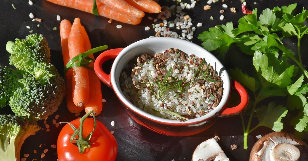 Menu dla promiennej cery: co włożyć na talerz, by skóra była w świetnej formie