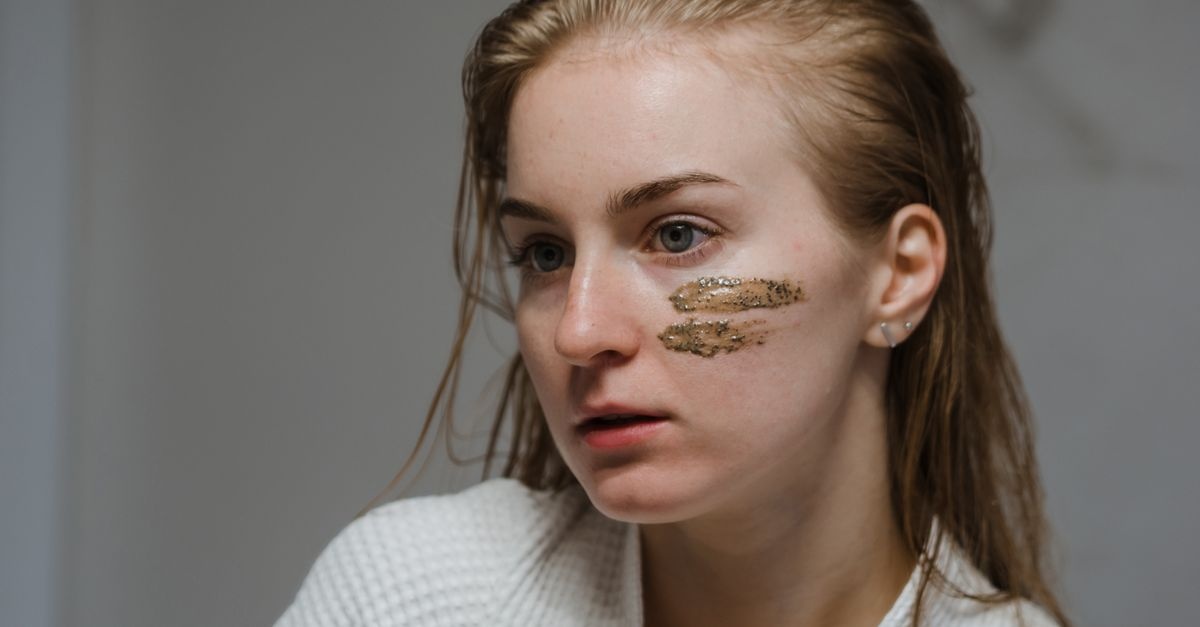 SPA w łazience: zrób delikatny peeling enzymatyczny krok po kroku
